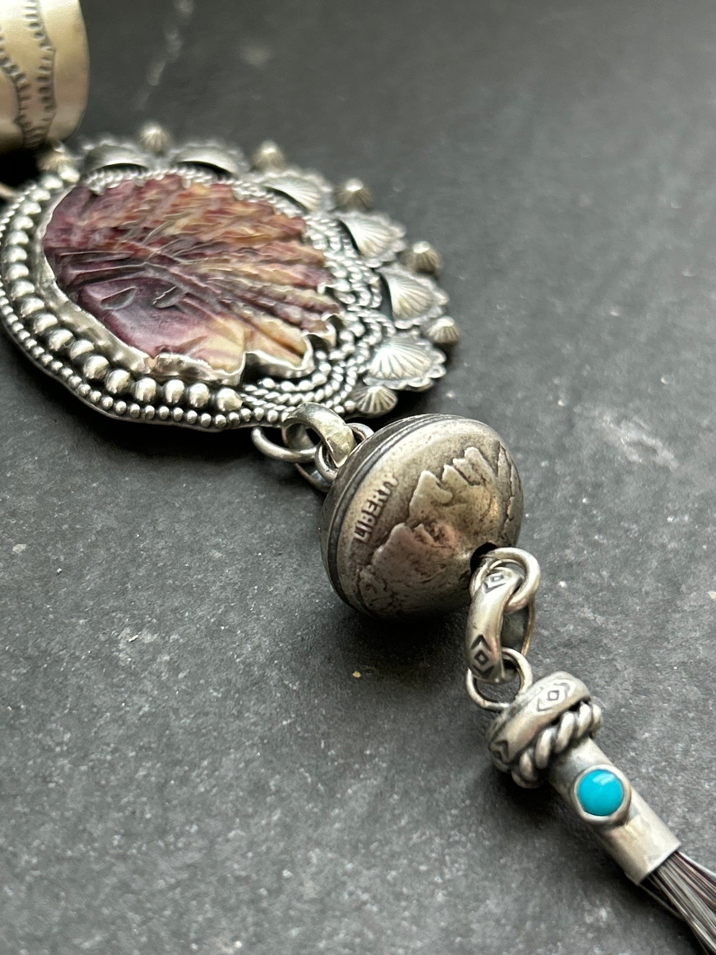 Sunset Spiny Oyster Zháska Wíga Blossom Pendant