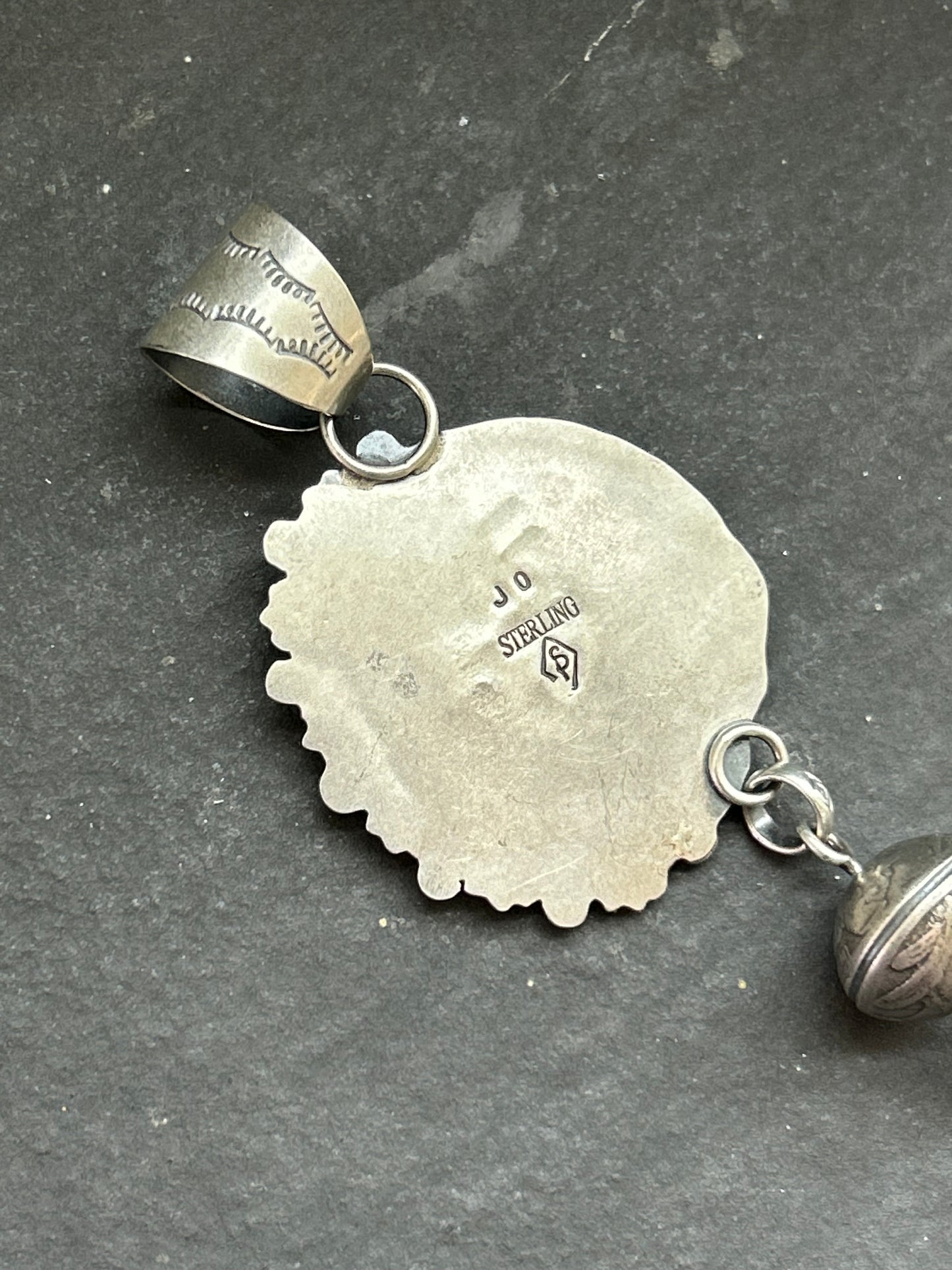 Sunset Spiny Oyster Zháska Wíga Blossom Pendant
