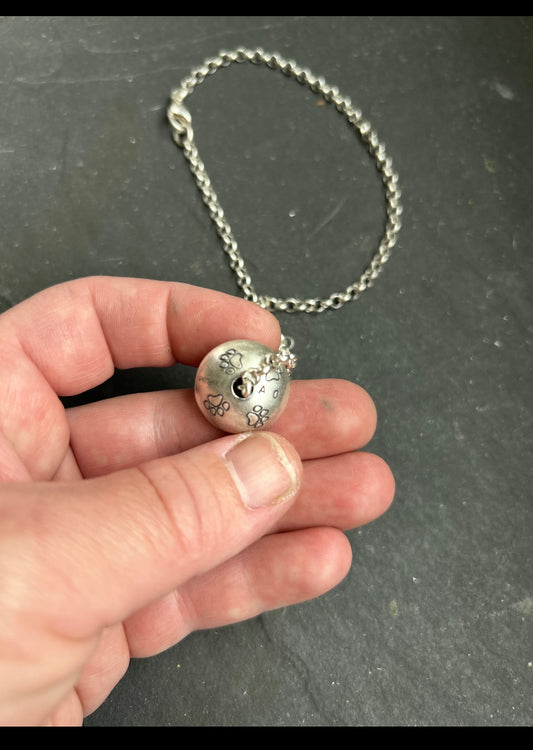 Addalie’s “Follow the Pawsitivity” Single Pearl Necklace