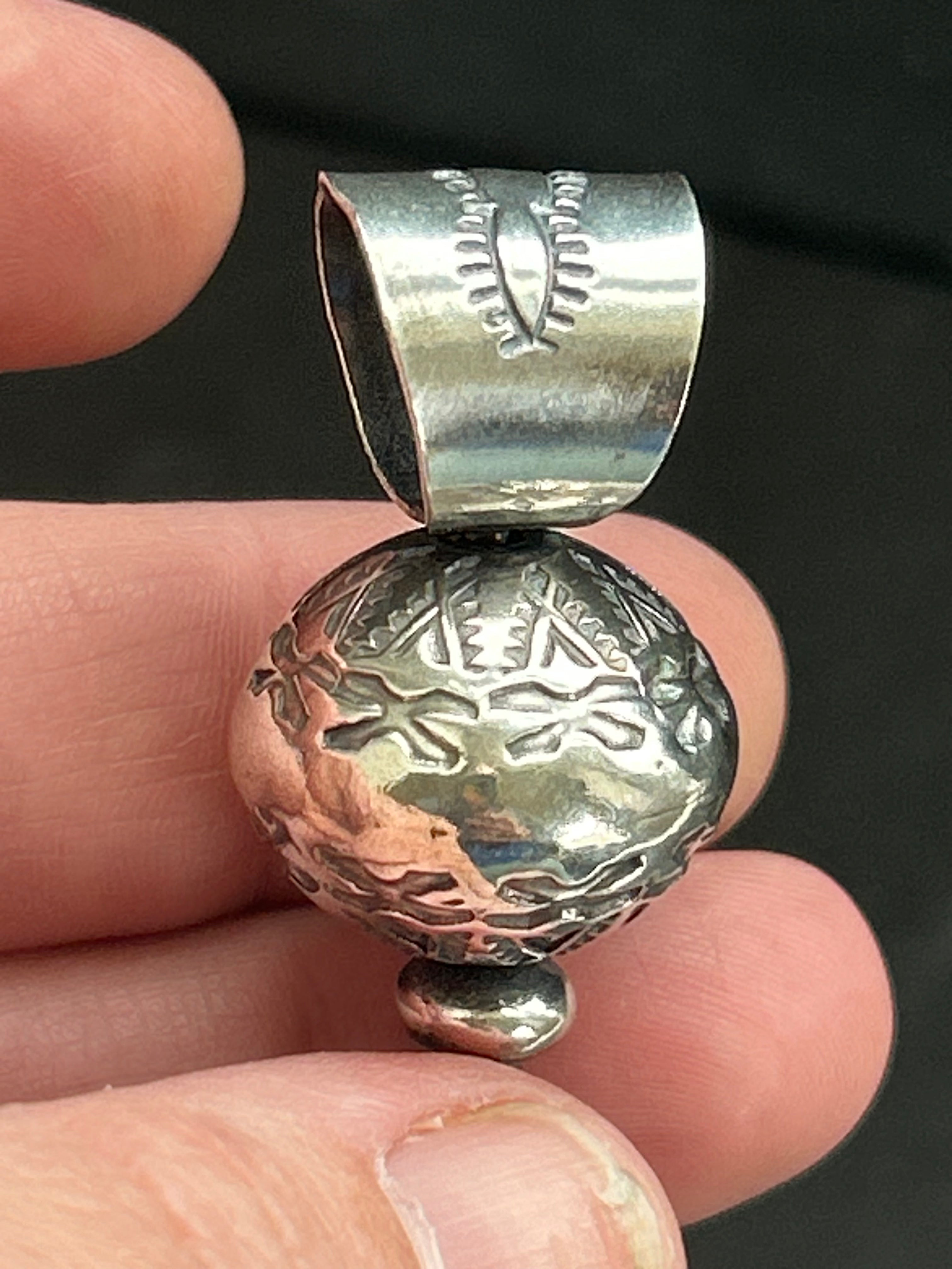 The Everyday Spinning Blossom Pendant Style #1