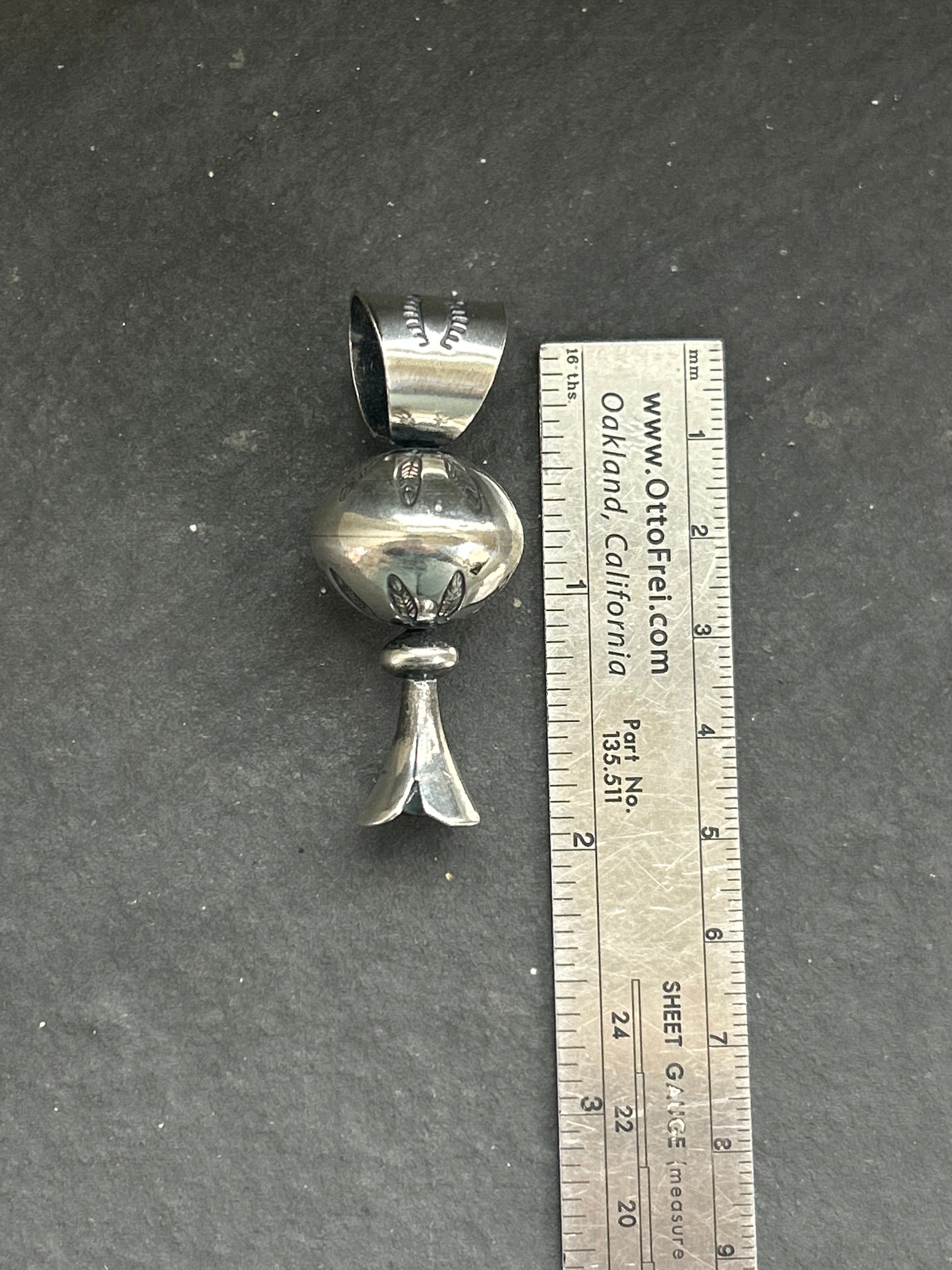 The Everyday Spinning Blossom Pendant Style #3