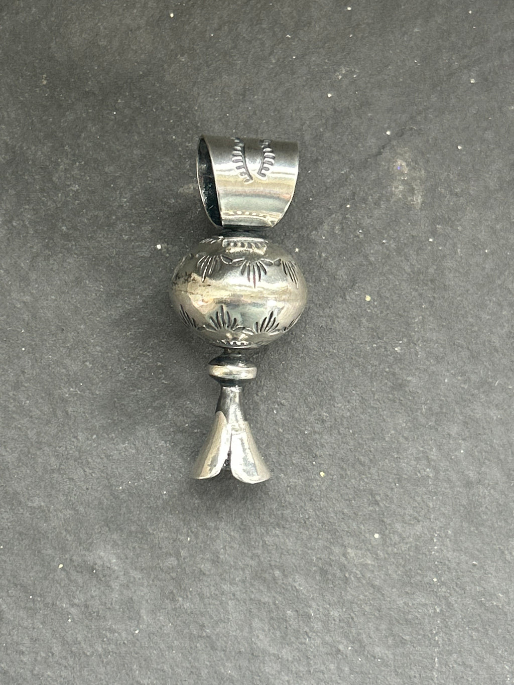 The Everyday Spinning Blossom Pendant Style #4