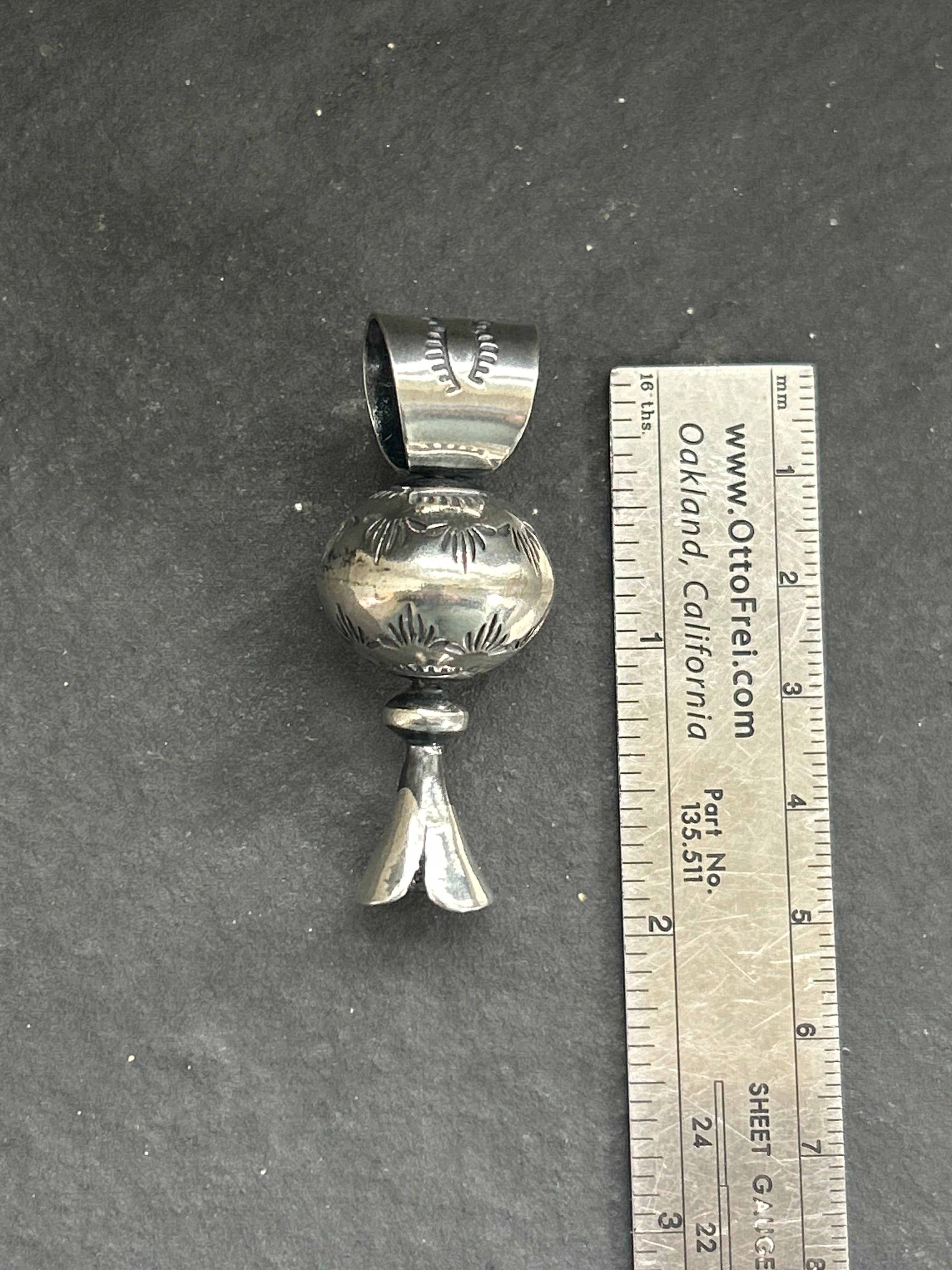 The Everyday Spinning Blossom Pendant Style #4