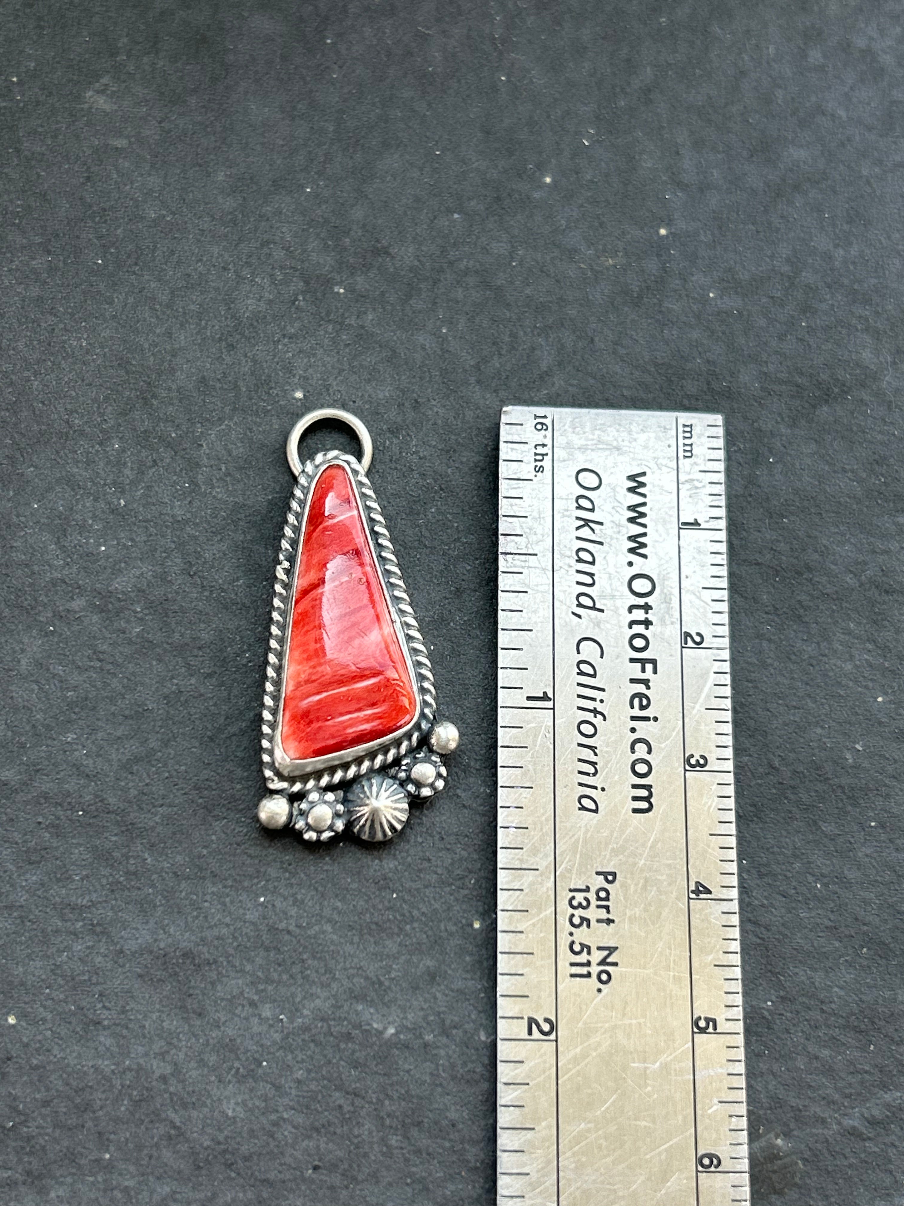 Red Spiny Oyster Charm Style #2