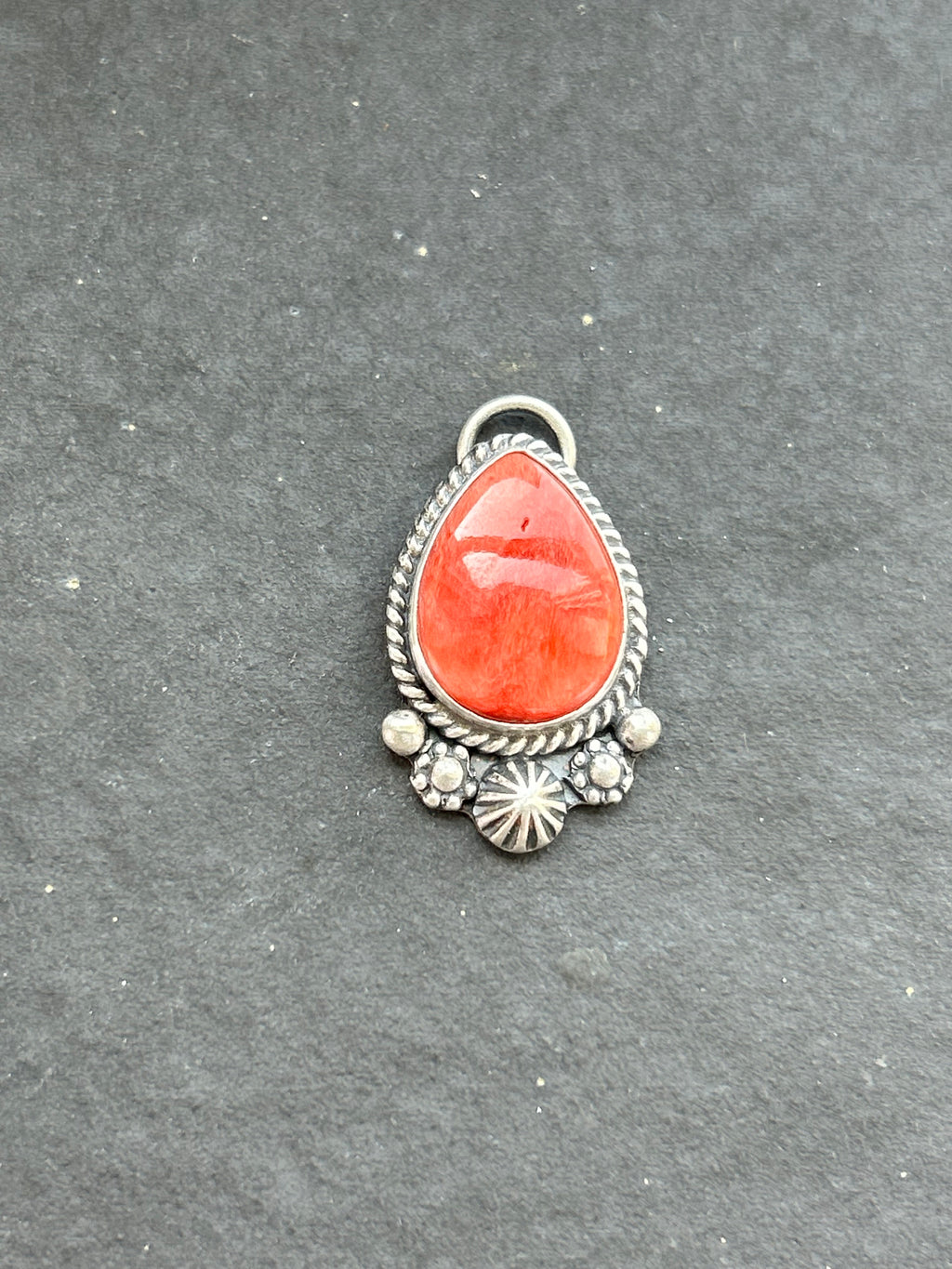 Red Spiny Oyster Charm Style #5