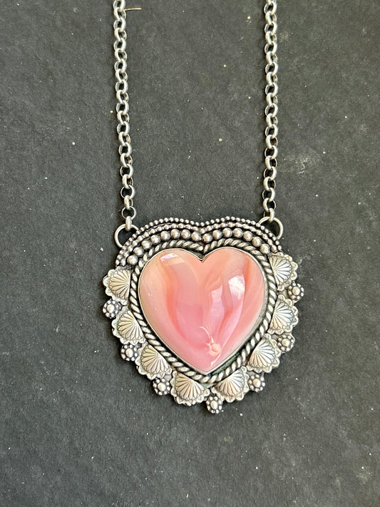 Pink Conch Fixed Chain Necklace