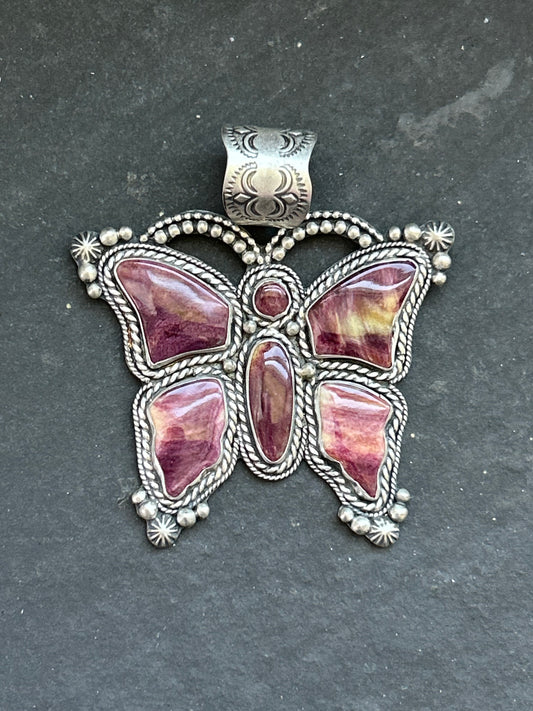 Purple Spiny Oyster Butterly Pendant