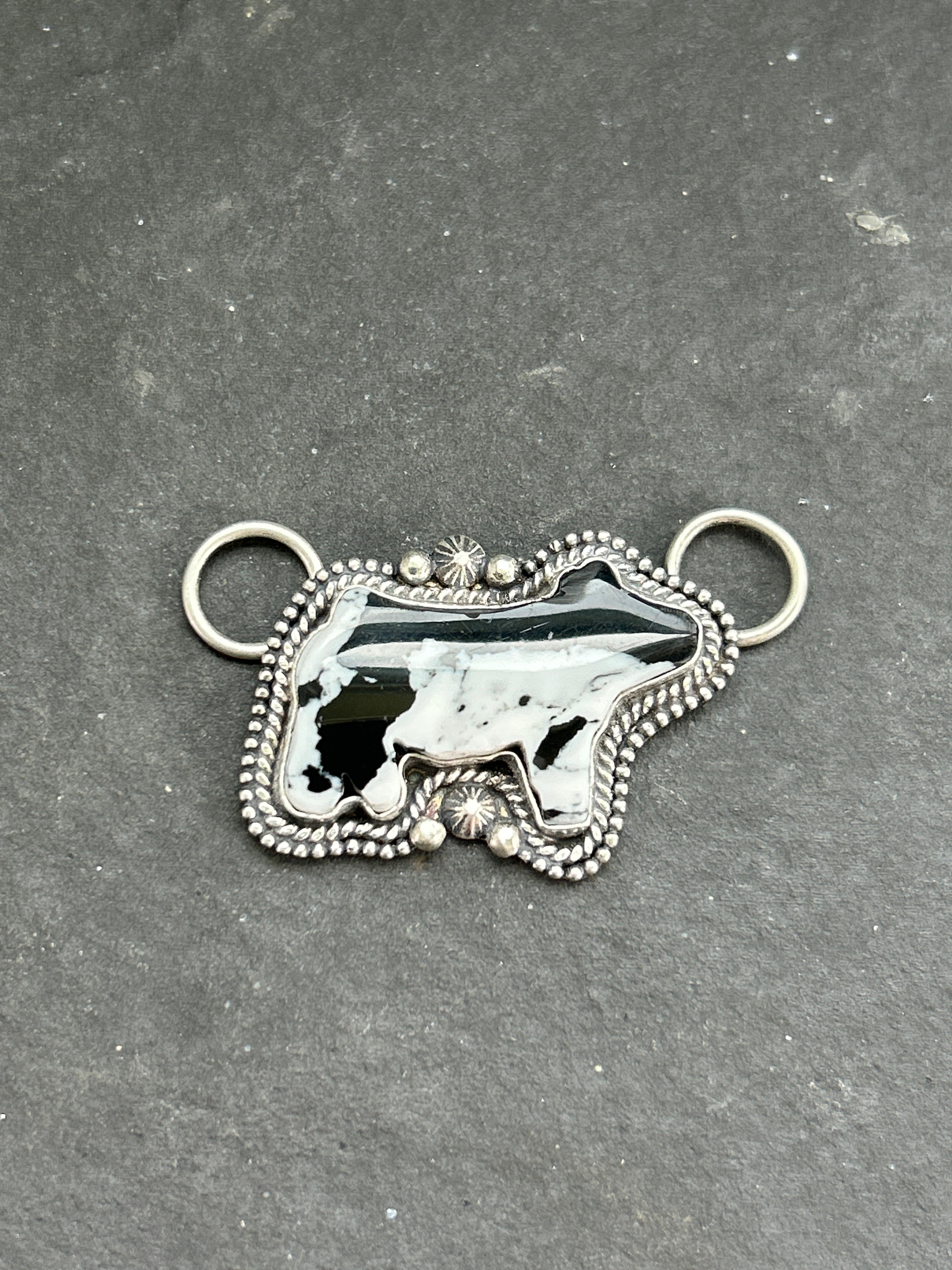 White Buffalo Show Pig Twilly Rag Slider Style #1