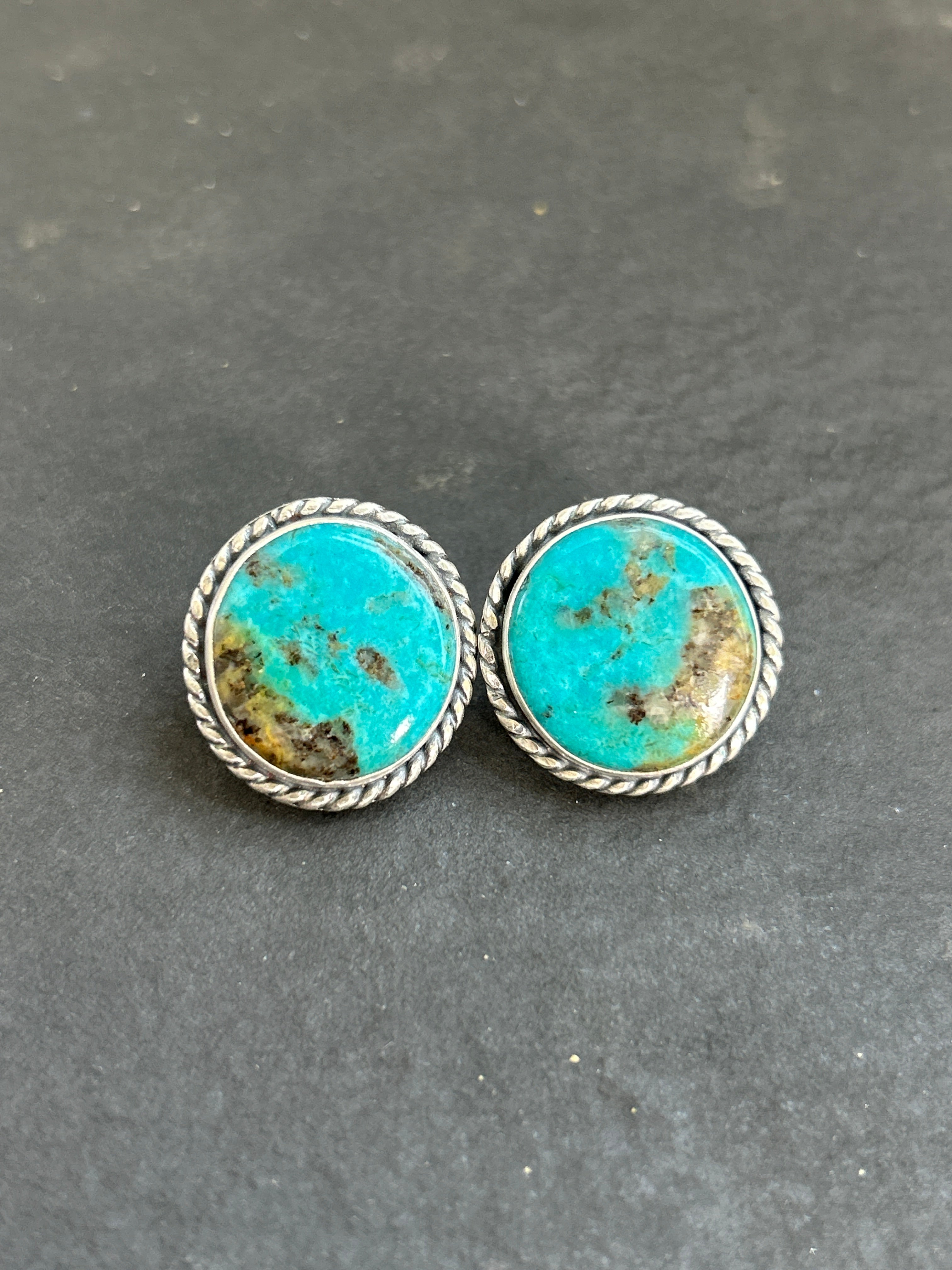 Fox Mine Studs