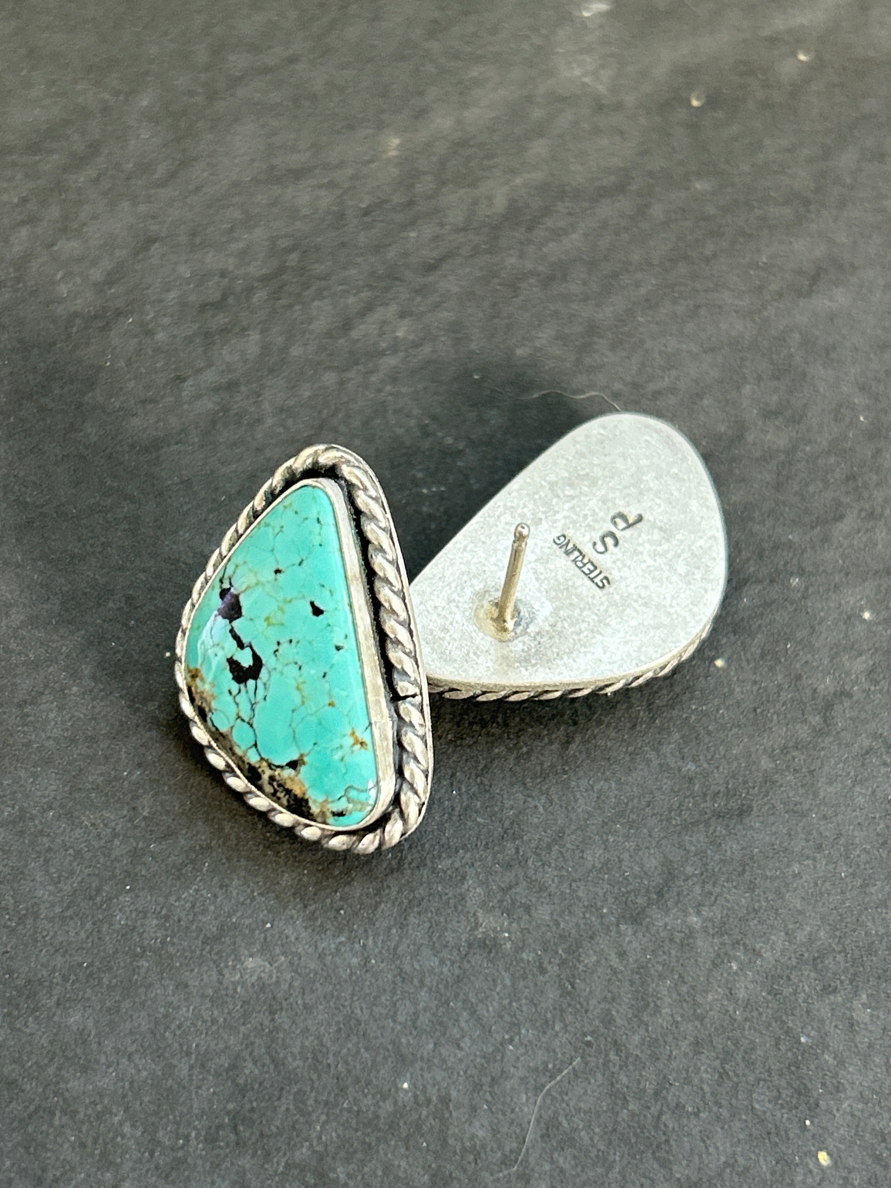 Fox Mine Studs