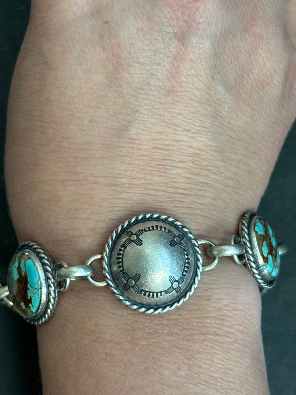 Mine #8 Spirit of The Sun Pattern Half Shell Lariat Bracelet