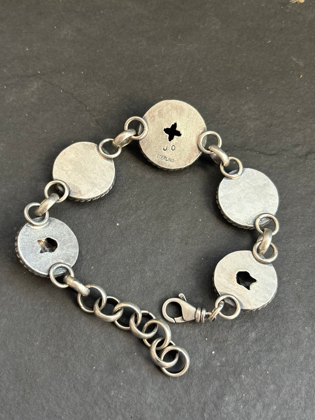 Mine #8 Spirit of The Sun Pattern Half Shell Lariat Bracelet