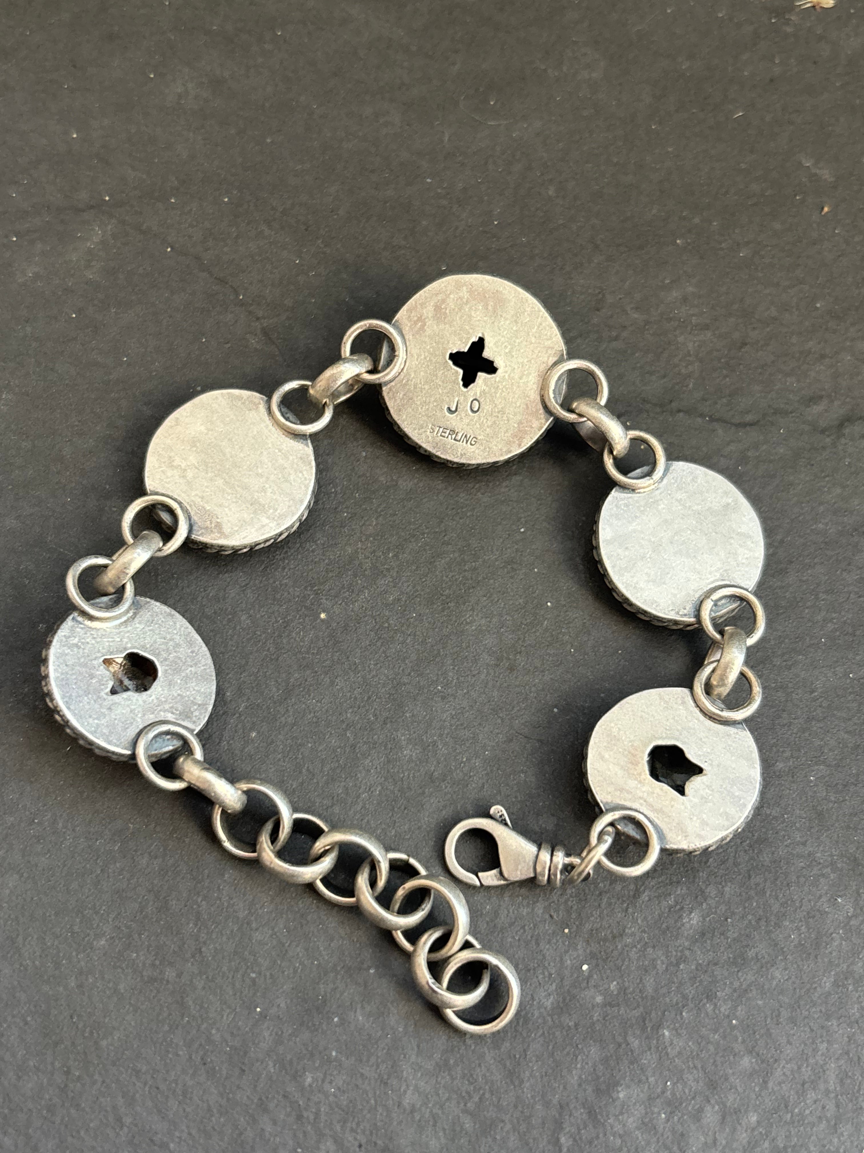 Mine #8 Spirit of The Sun Pattern Half Shell Lariat Bracelet