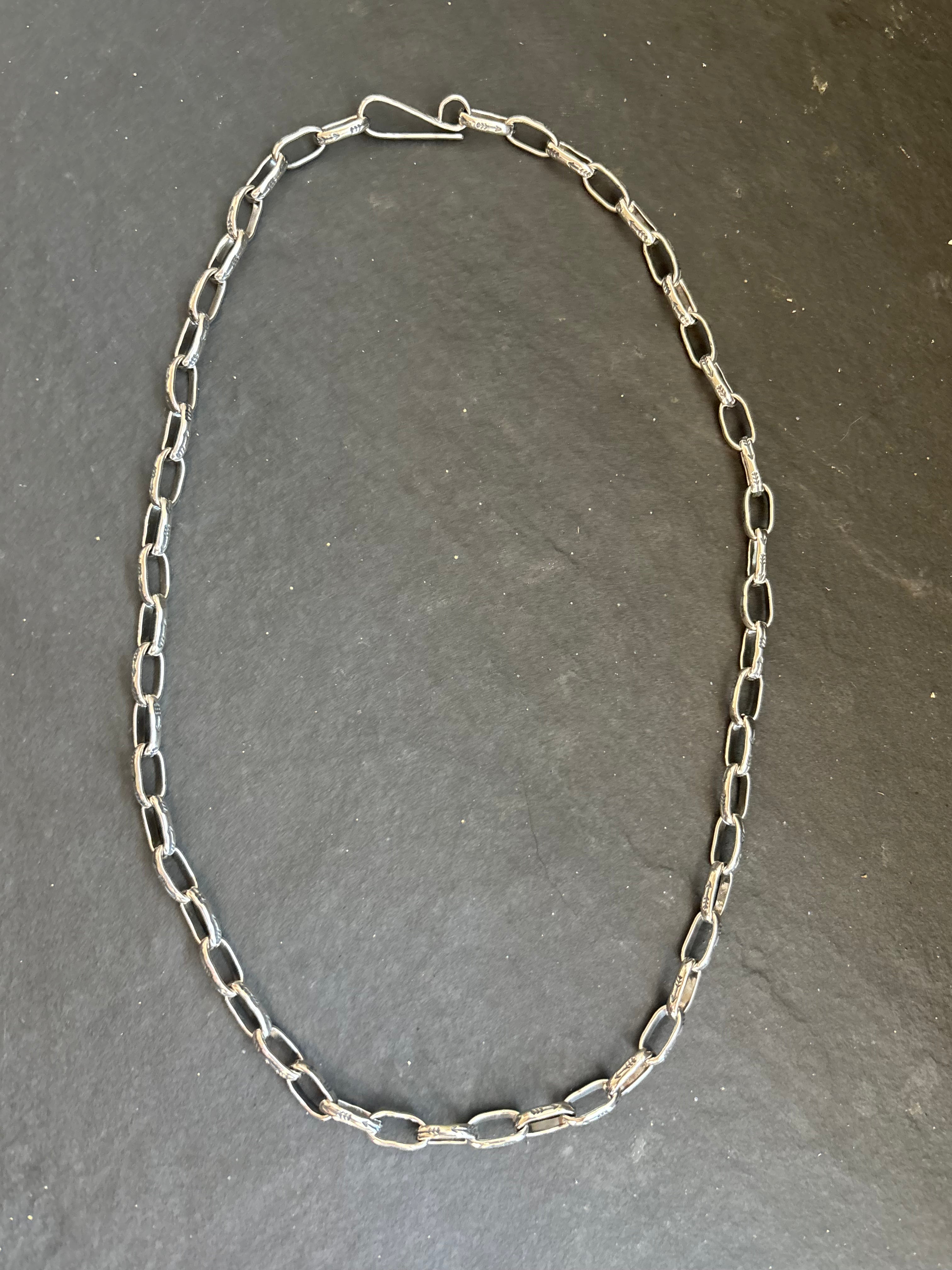 Sterling Silver Medium Link Wayfinder Pattern Paperclip Chain