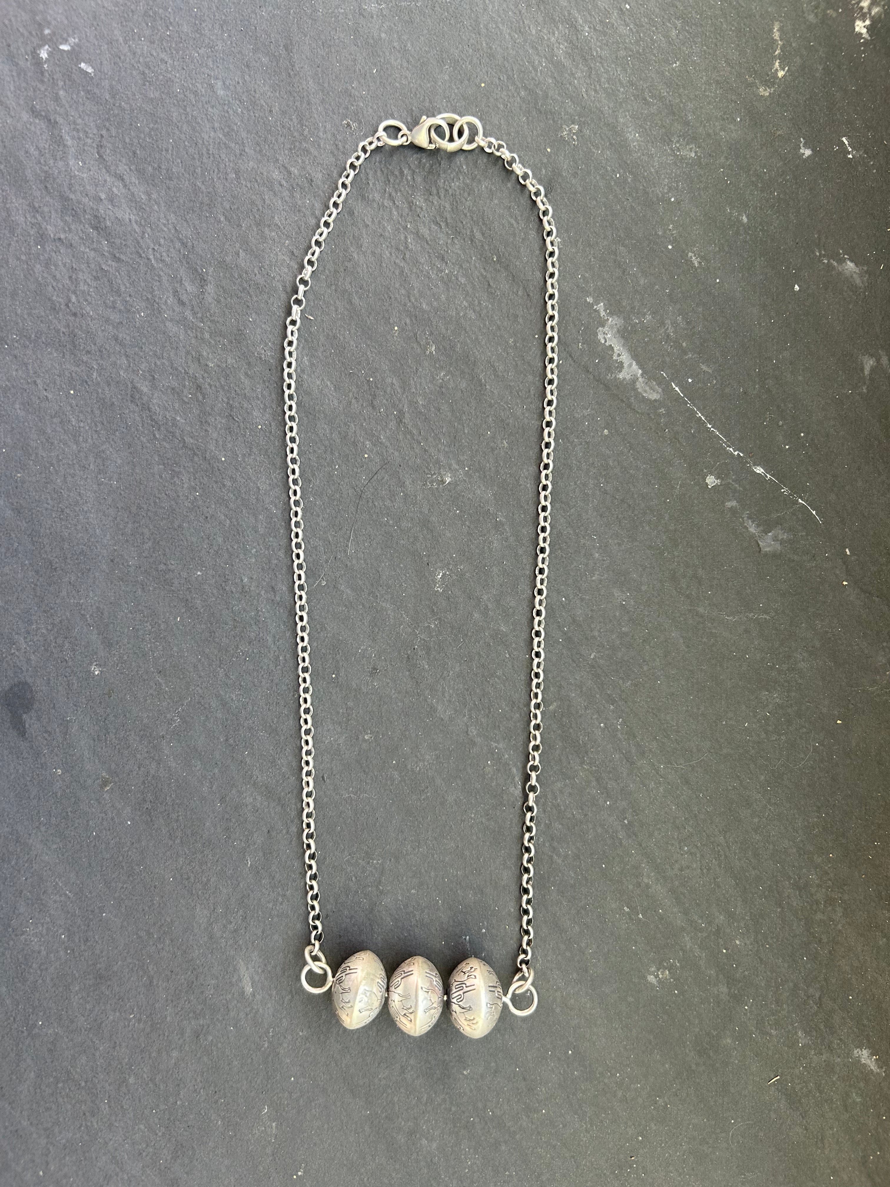 Sterling Silver Prickly Wolf Ball Bar Necklace