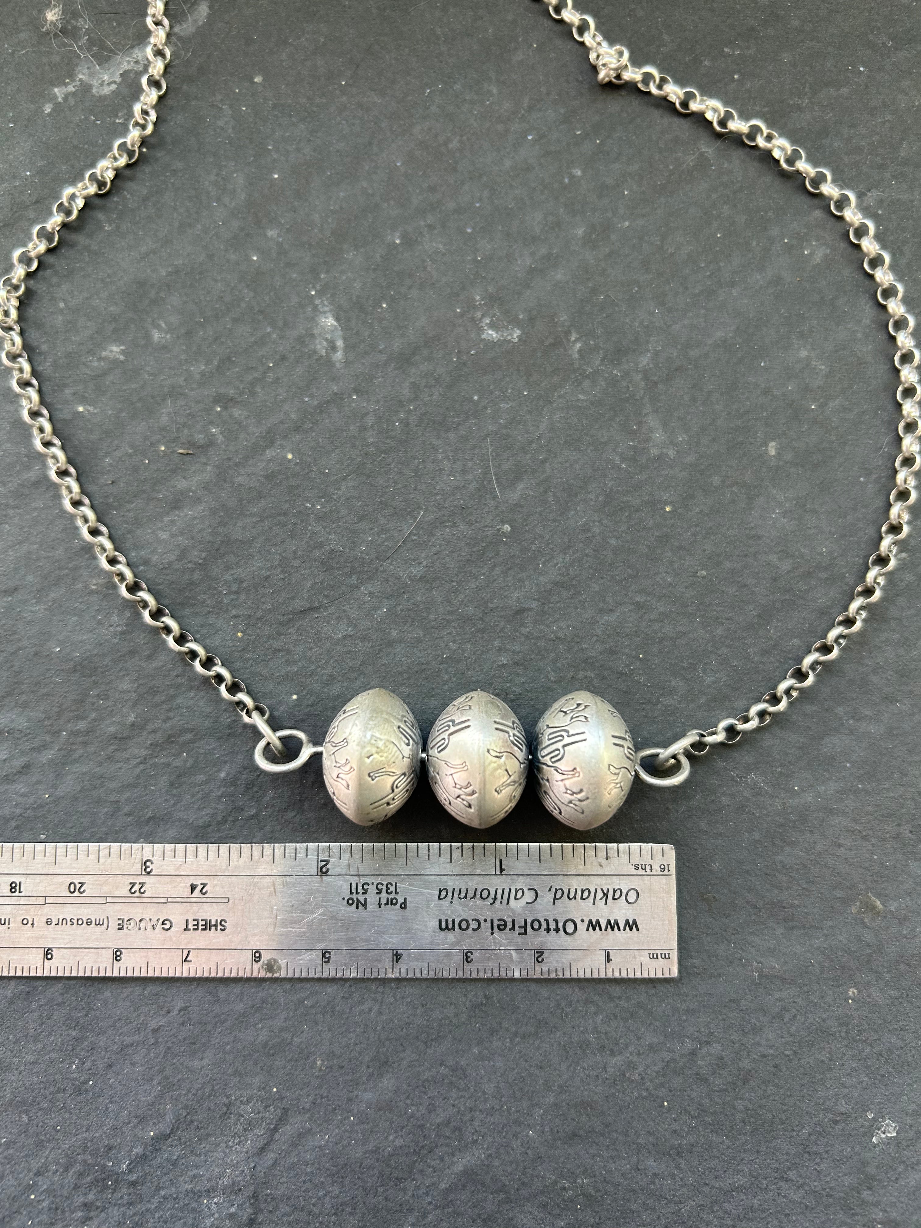 Sterling Silver Prickly Wolf Ball Bar Necklace