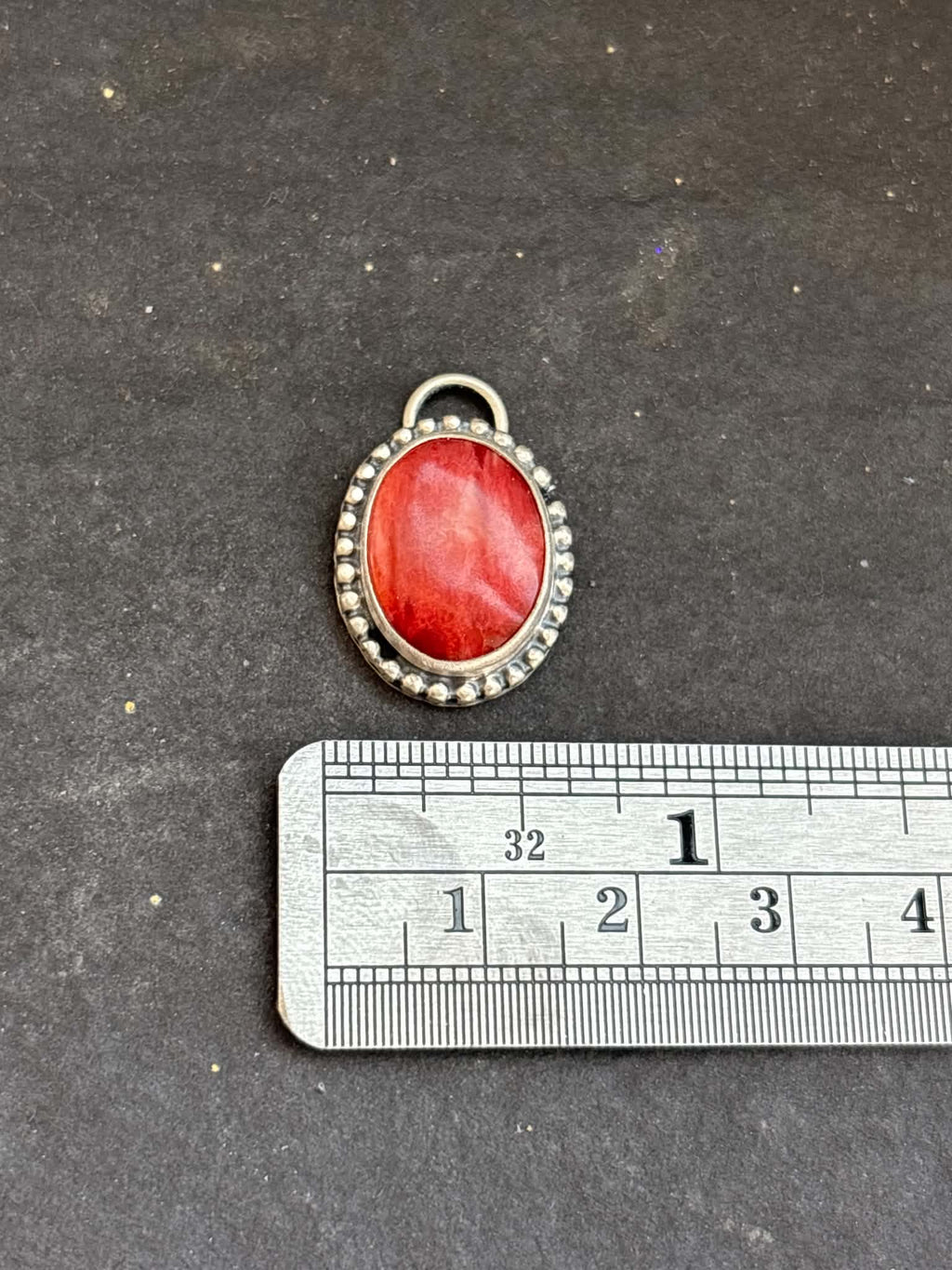 Red Spiny Oyster Charm