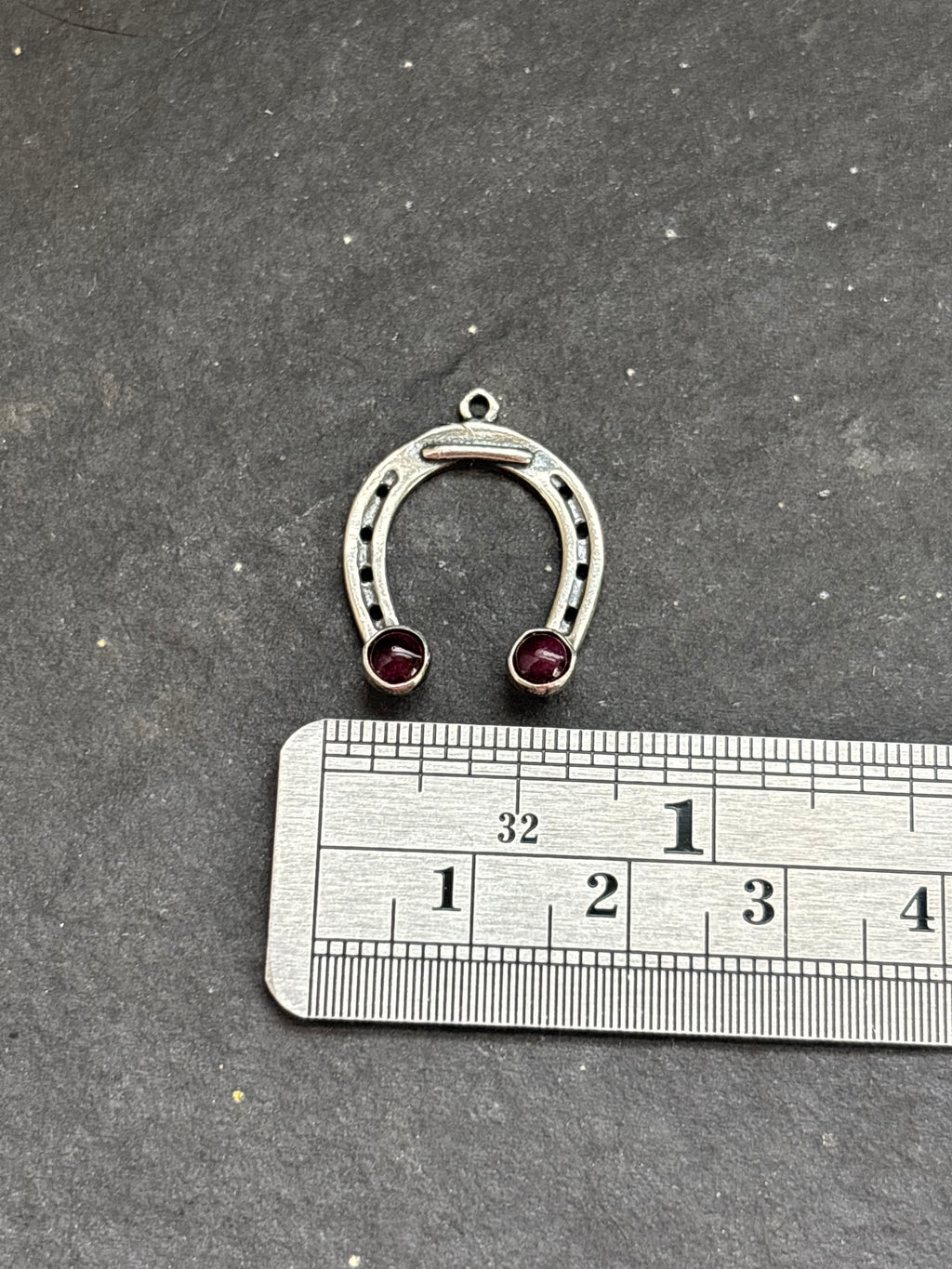 Purple Spiny Oyster Lucky Horseshoe Charm