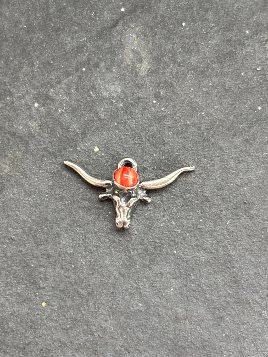 Red Spiny Oyster Longhorn Charm
