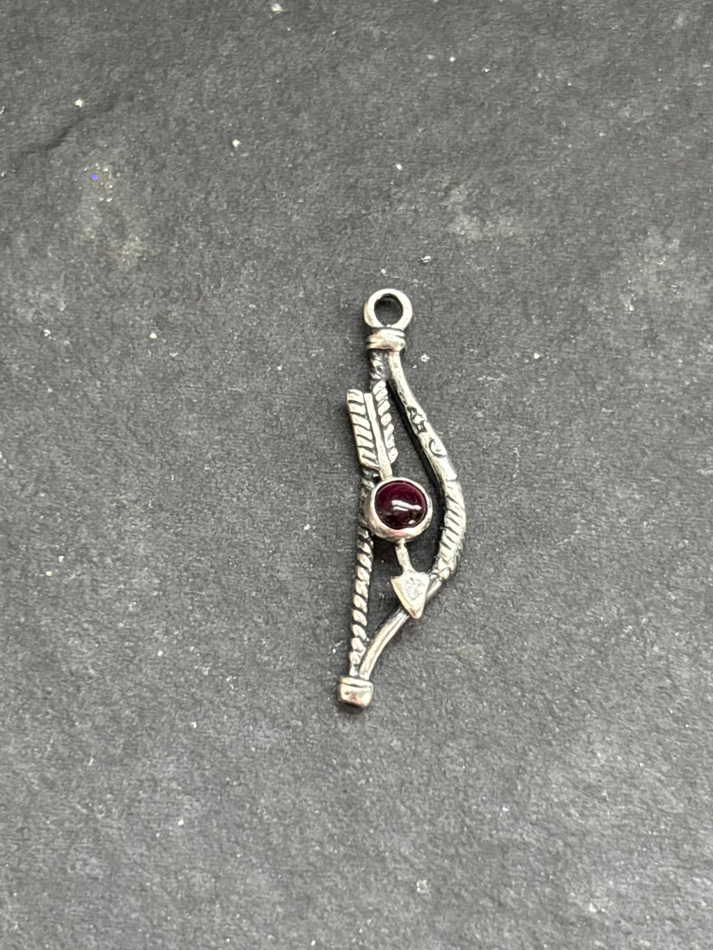 Purple Spiny Oyster Bow + Arrow Charm