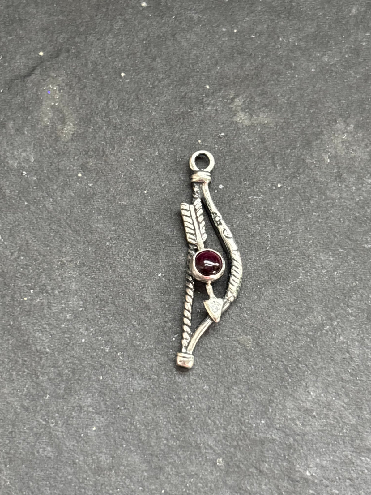 Purple Spiny Oyster Bow + Arrow Charm