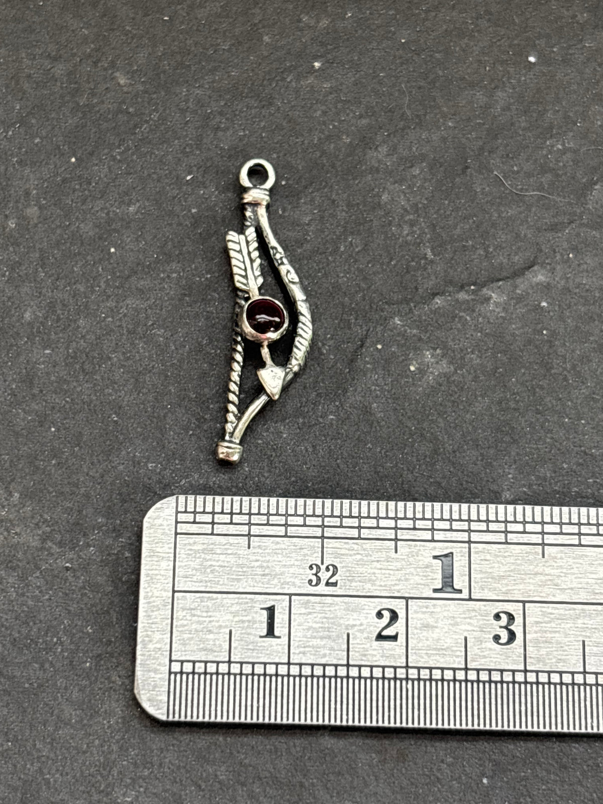 Purple Spiny Oyster Bow + Arrow Charm