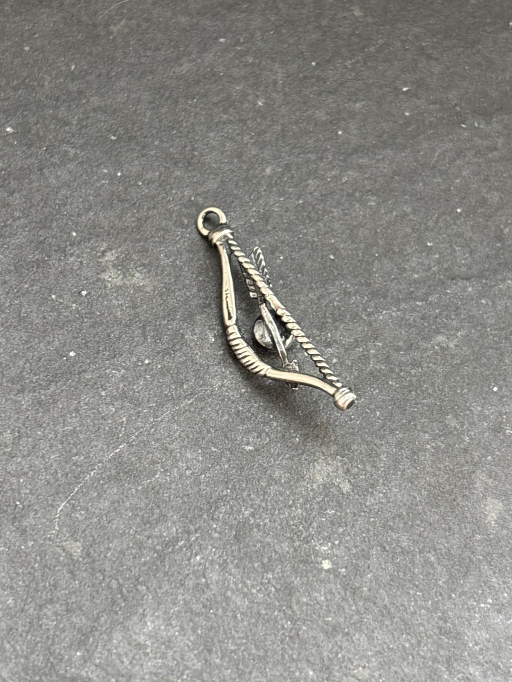 Purple Spiny Oyster Bow + Arrow Charm