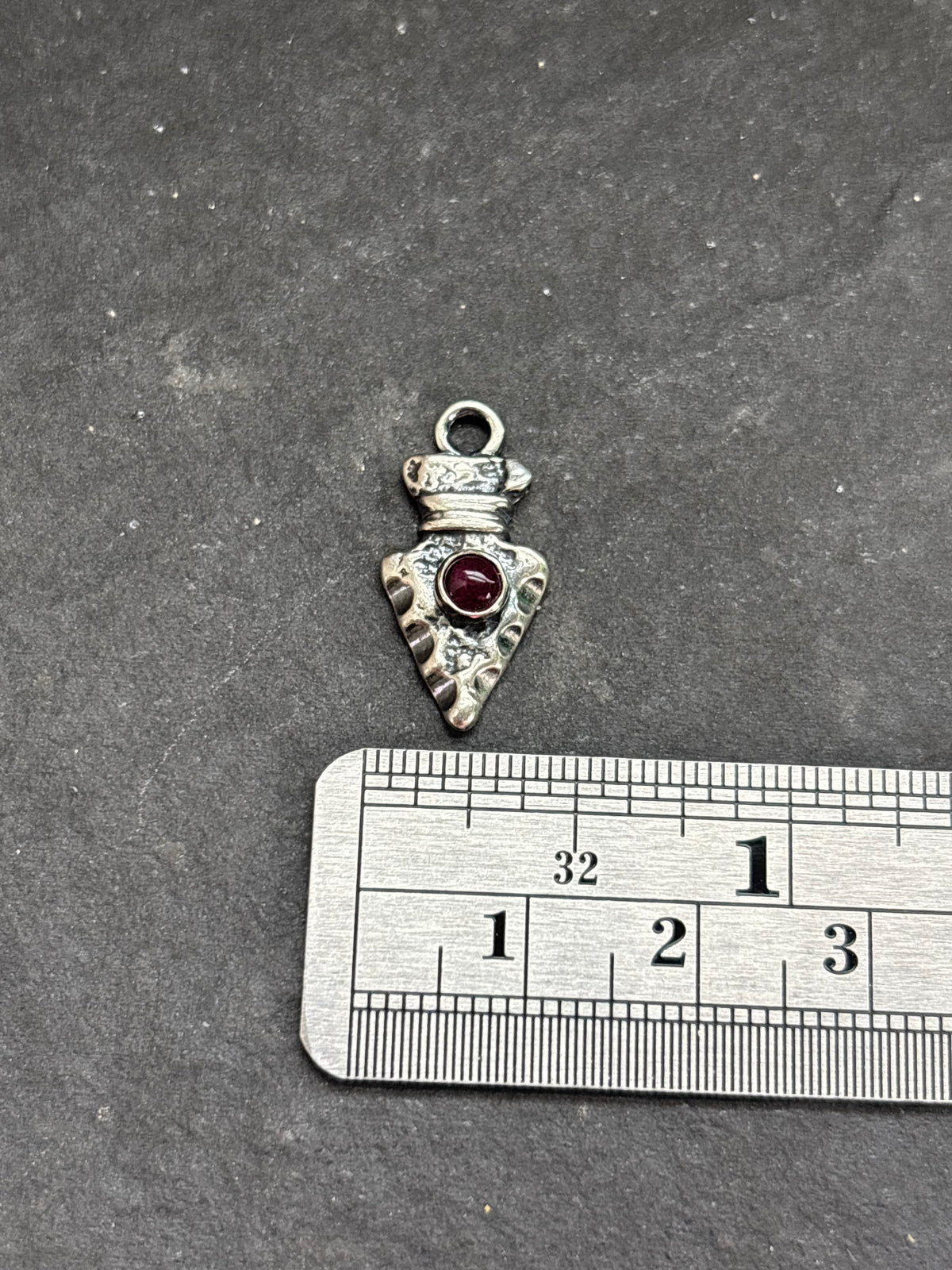 Purple Spiny Oyster Arrowhead Charm