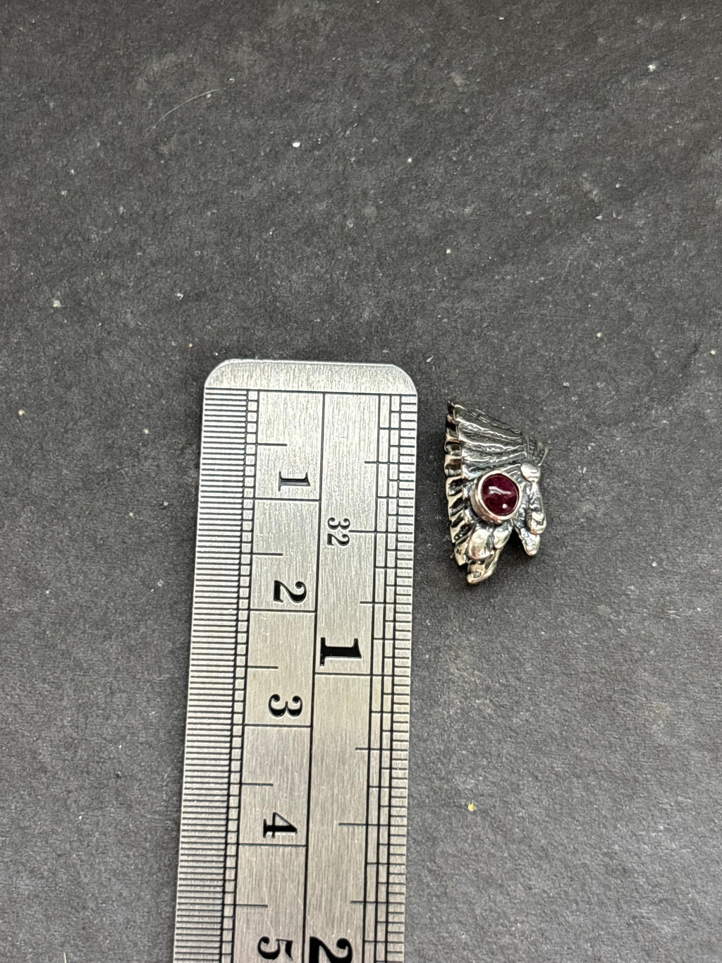 Purple Spiny Oyster Headdress Charm