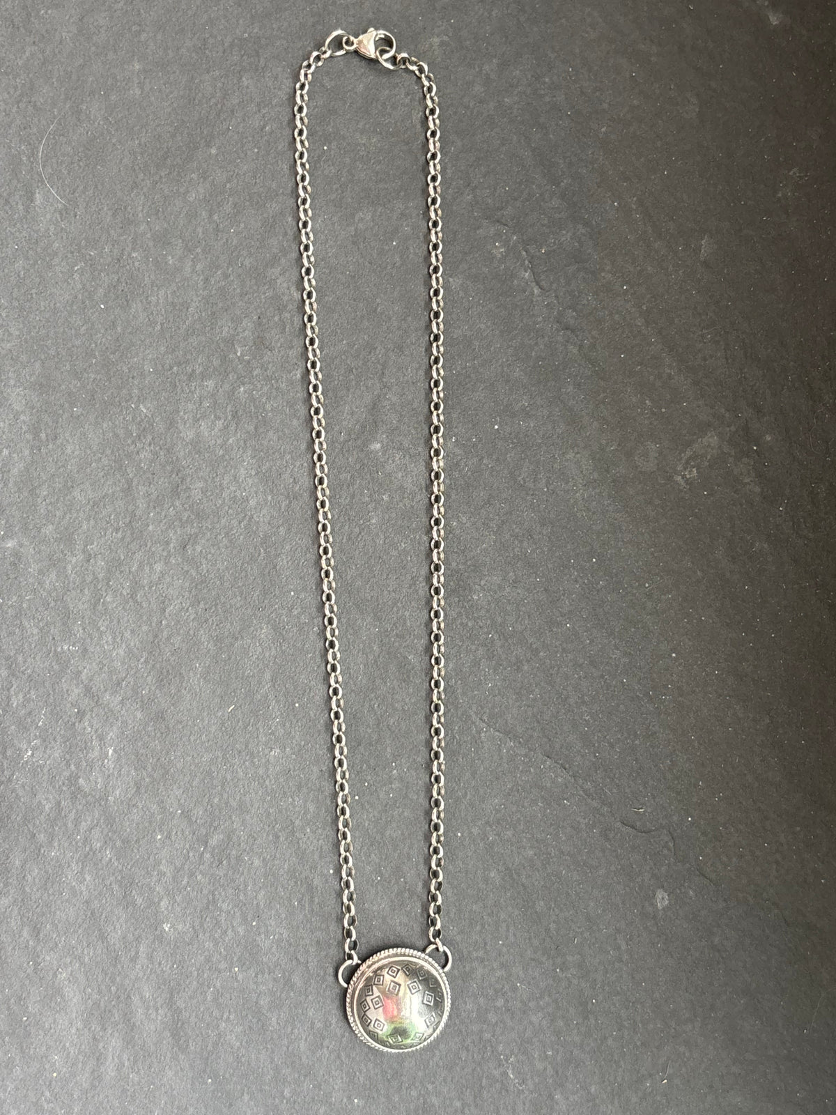 Medicine Man Eye Pattern Ponca Half Shell Necklace